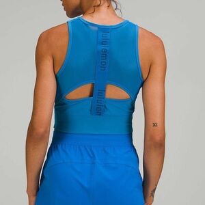 Lululemon Mesh-Back Training Cropped
Tank Top Blue Poolside